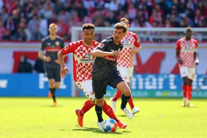 观众席上来 观众席上来