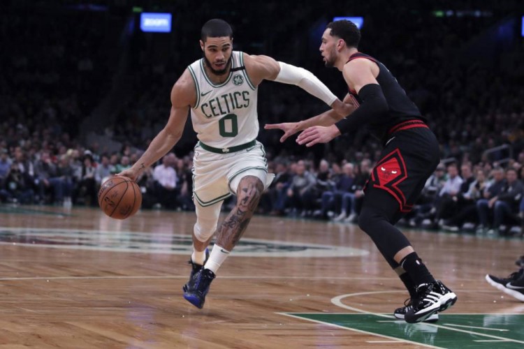 为了吸引全 为了吸引全